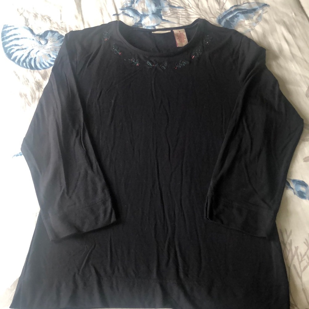 Women’s stretchy black top